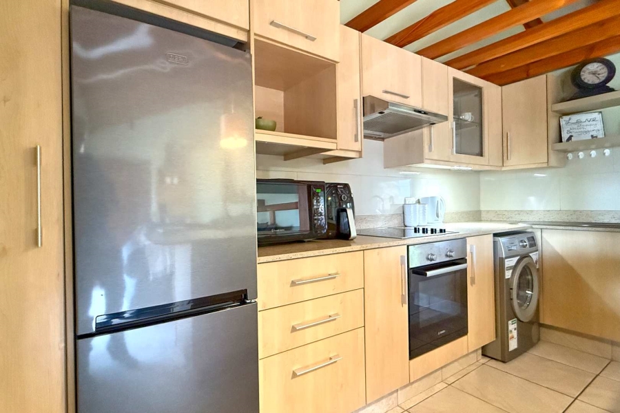 5 Bedroom Property for Sale in Flamingo Vlei Western Cape